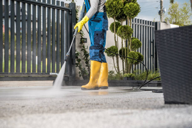 Best Deck Cleaning Services  in Weaverville, CA